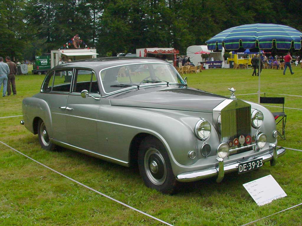 1952_RollsRoyce_SilverDawn1